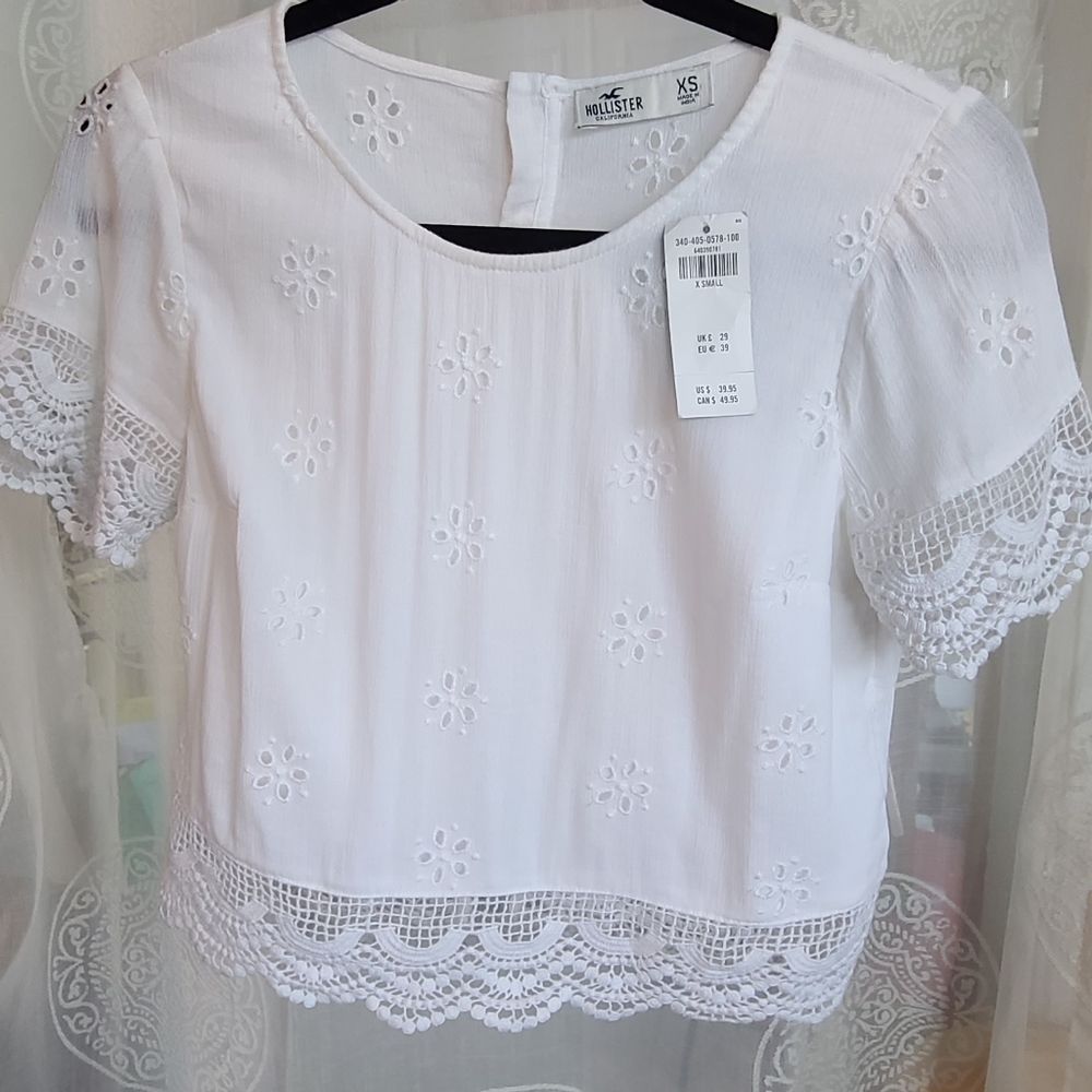 Hollister Spring Top